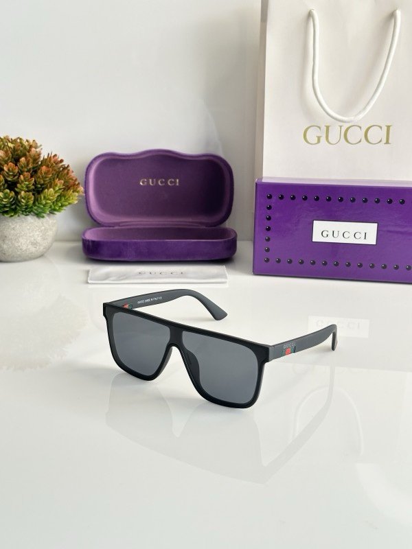 Gucci Black